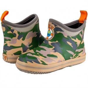 NEW BUOY BOOTS kid's boots in og camo